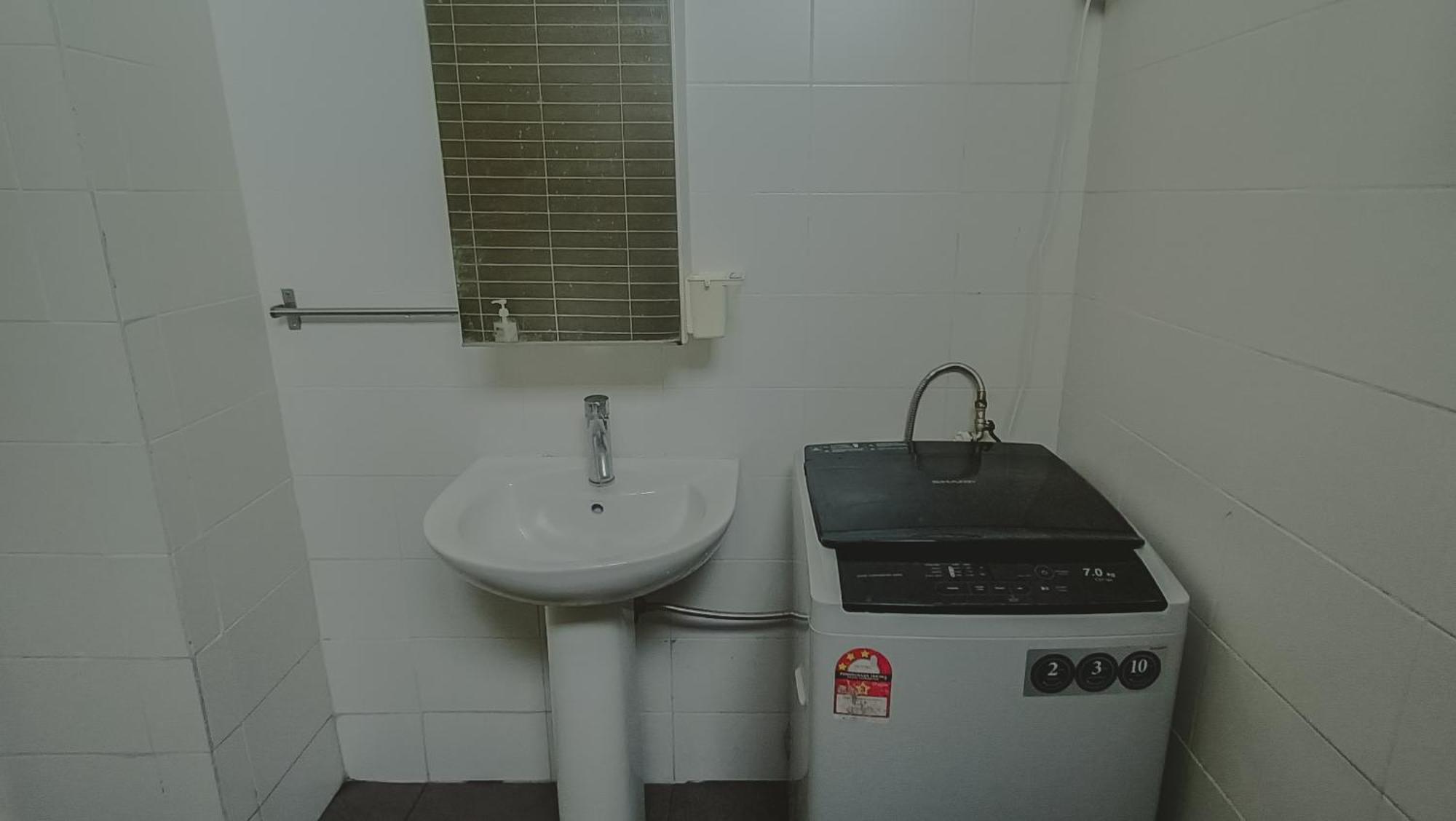 Ferienwohnung Mount Austin Ikea, Aeon 10Mins -Pool View- C115 Johor Bahru Exterior foto